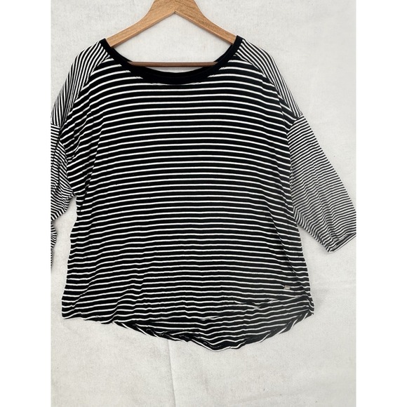 Calvin Klein Tops - Calvin Klein Performance 1X Black & Wht Striped 3/4 Sleeves Activewear